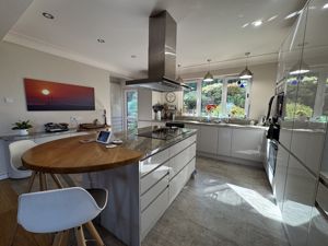 kitchen- click for photo gallery